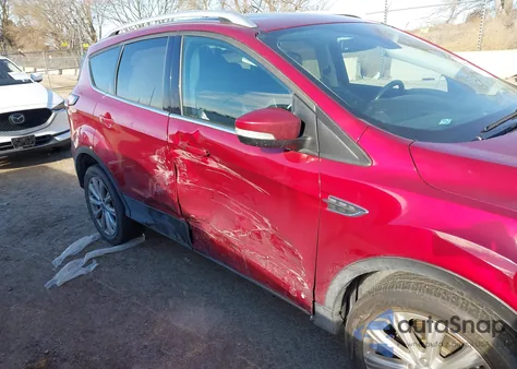 2018 Ford Escape Titanium from USA, damaged, VIN 1FMCU9J98JUD62151